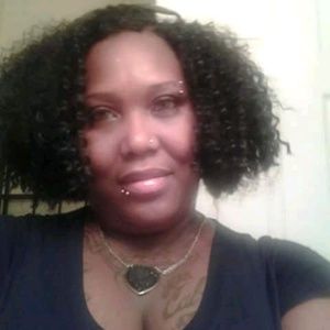 Meet your Posher, Chanel